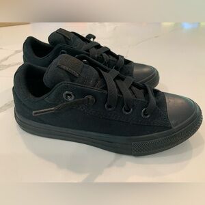 Boys Black Converse All Star Sneakers Size 2
